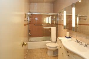 3130 Montrose Ave, #107 - CMBHomes.com