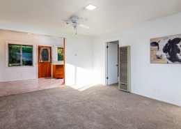 352 N Victoria Ave • presented by CMBHomes.com