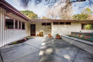 photo of 5013 Castle Road, La Cañada Flintridge, CA • presented by CMBHomes.com