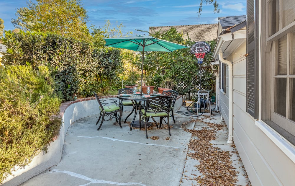 1506 Cheviotdale Drive, Pasadena, CA • presented by CMBHomes.com
