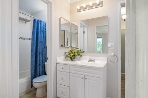 photo of 409 Burchett Drive, Glendale, CA • presented by CMBHomes.com